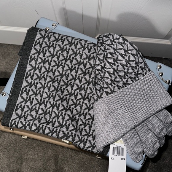 Michael Kors Grey Hat, Gloves, & Scarf Set - Picture 6 of 7